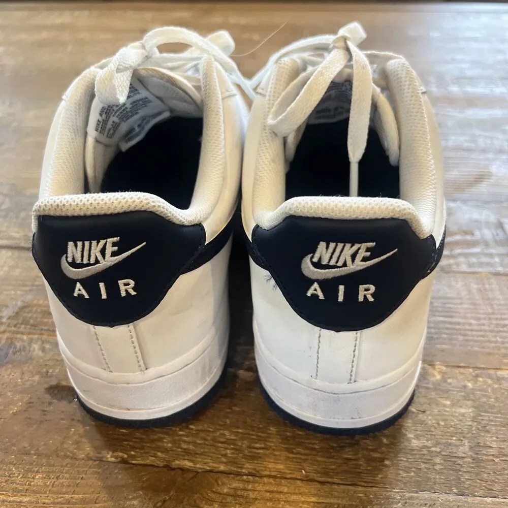 Nike product pair